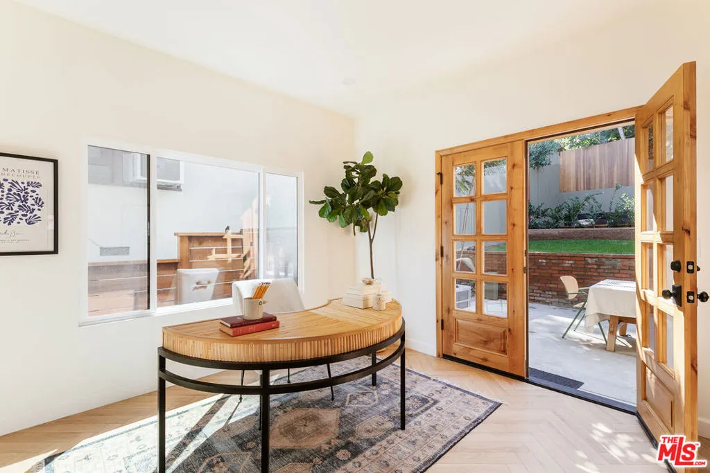 3818 Tracy Street, Los Angeles, California 90027 home-pic-14